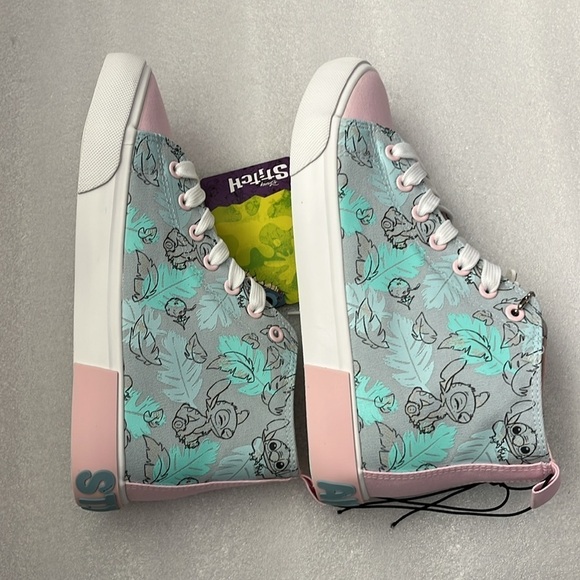 🆕 Disney Stitch High-Top Sneakers From Lilo and Stitch Pink Gray Blue Size 8 - Picture 4 of 9